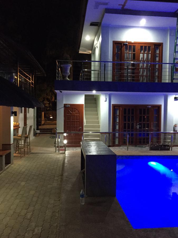 Ocean Breeze Resort Toledo Exterior photo